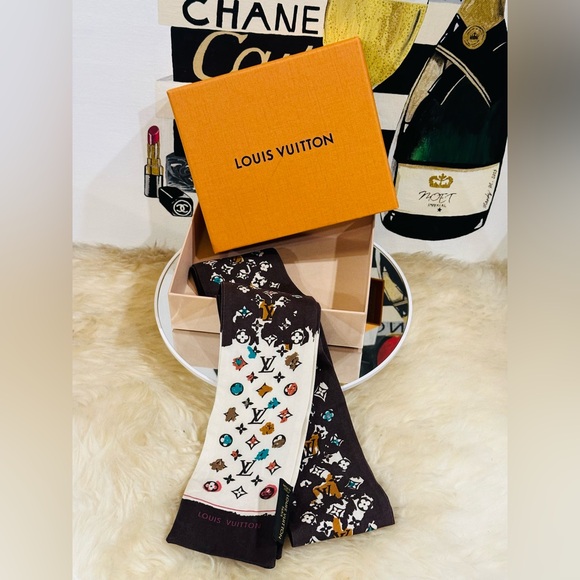 💎 LOUIS VUITTON Monogram Bandeau Size L 46” X 2.6” w/Box & Tag - Picture 1 of 9
